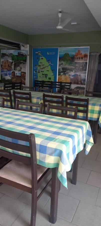 Ocean View Tourist Guest House At Negombo Beach Near The Airport Экстерьер фото