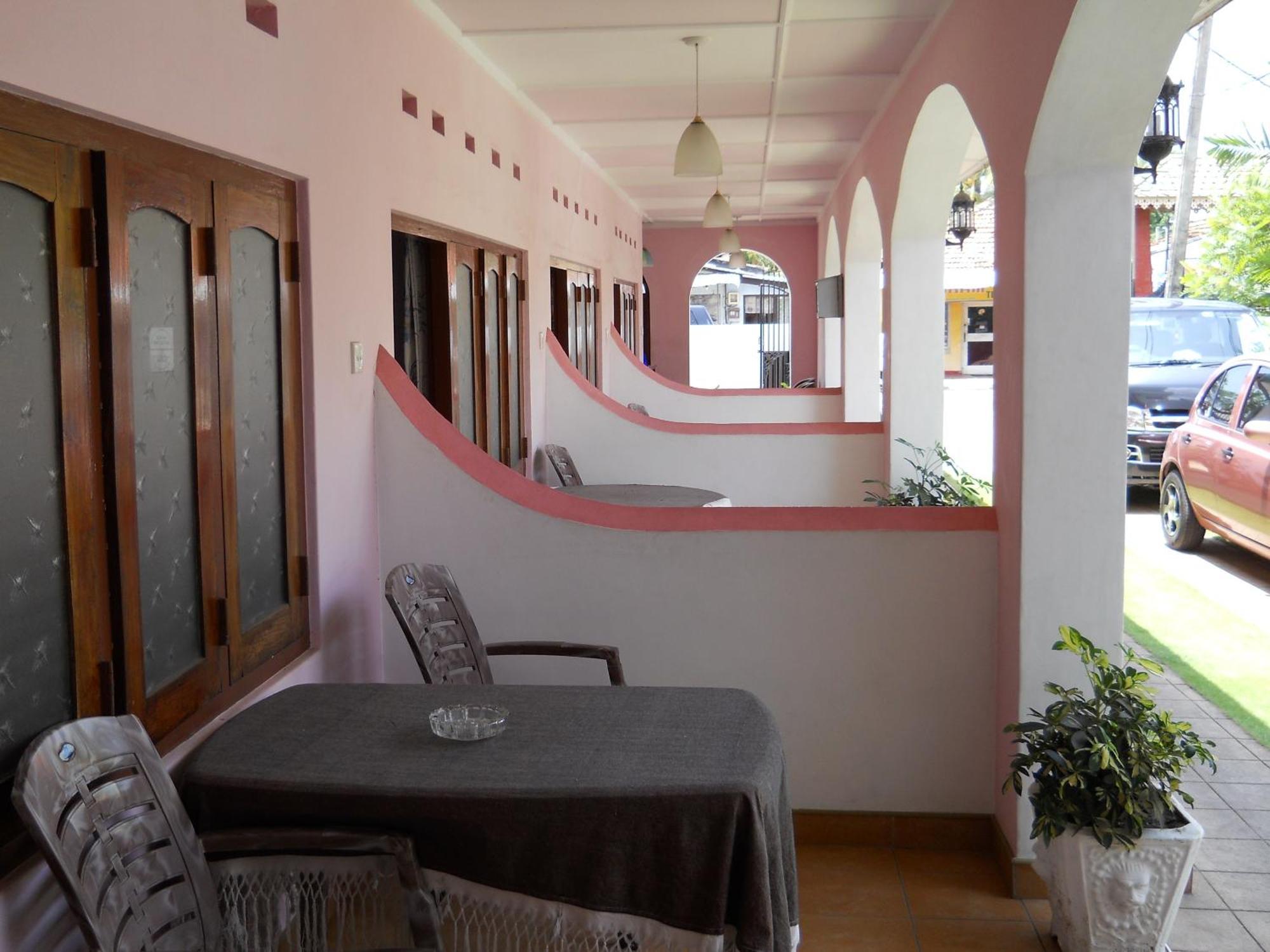 Ocean View Tourist Guest House At Negombo Beach Near The Airport Экстерьер фото