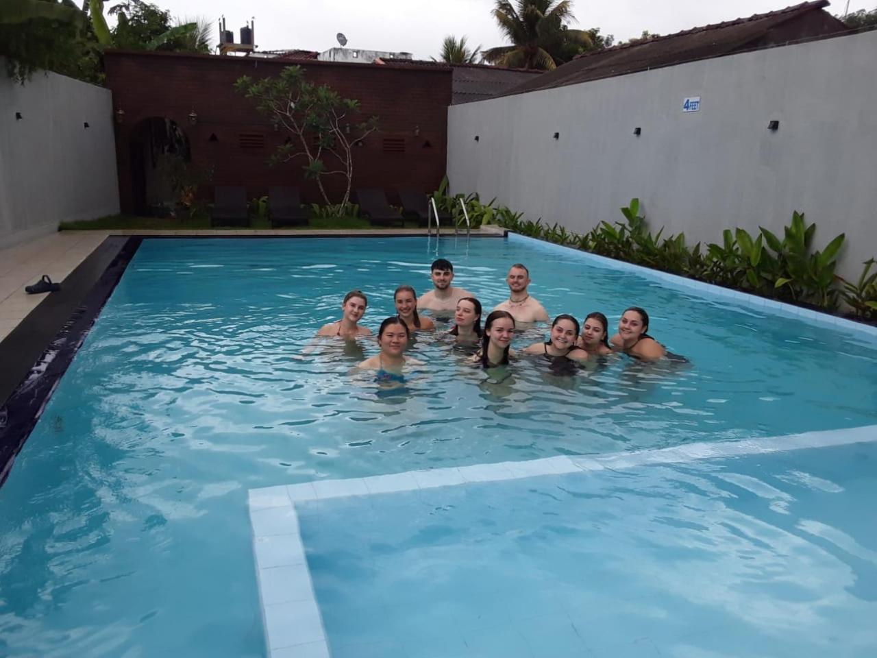 Ocean View Tourist Guest House At Negombo Beach Near The Airport Экстерьер фото