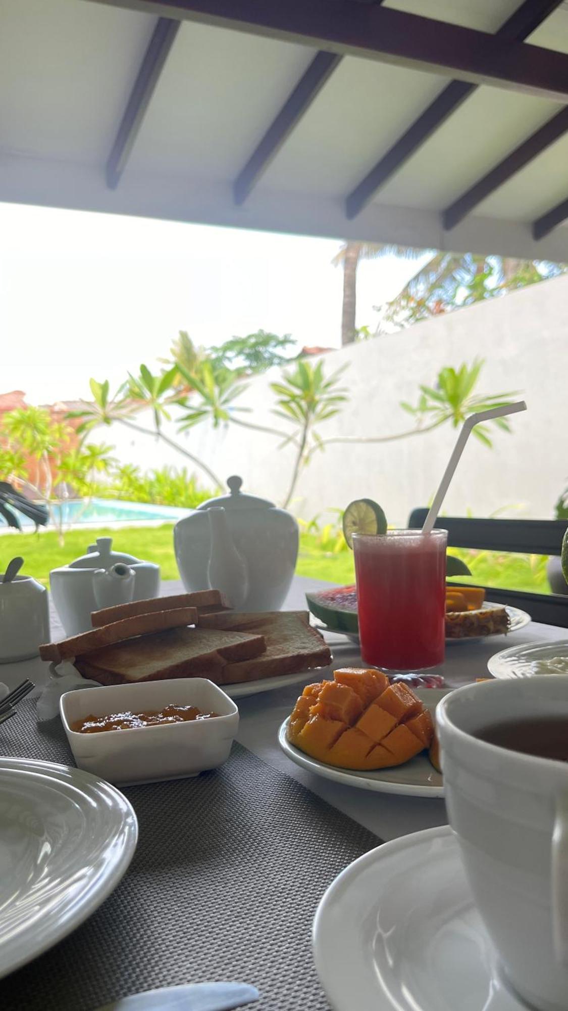 Ocean View Tourist Guest House At Negombo Beach Near The Airport Экстерьер фото