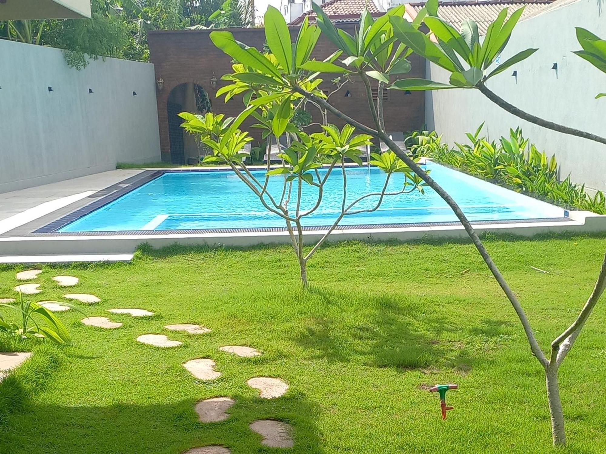 Ocean View Tourist Guest House At Negombo Beach Near The Airport Экстерьер фото